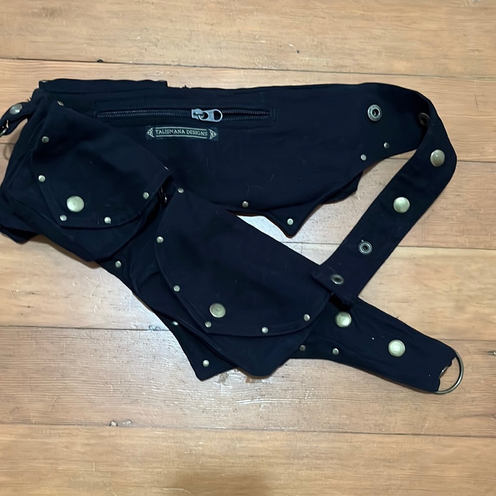 Black/Gold Gothic Accessory Belt